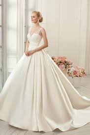 Sehr romantische und dramatische spitze und flüssige satin vintage brautkleid / dieses kleid ist schiere vintage weiche florale spitze sorten, applikationen mit spitze und bändern, flüssigkeit satin. Satin Duchesse Linie Elegantes Sittsames Brautkleid Aus Spitze Mekleid De
