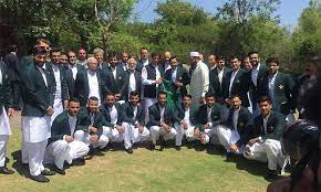 Now, as pakistan's prime minister, he's leading his country at. Fight To The Last Ball Pm Imran Gives Advice To Cricket Team On Day Of World Cup Opening Match Sport Dawn Com