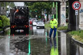 Una violentissima grandinata ha colpito legnano e tutto l'alto milanese nella serata di mercoledì 9 maggio. 3cp2ibgcatzy6m