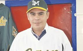 El Charly: " Un aficionado de hueso colorado "