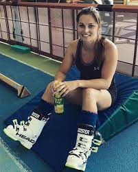 She was austrian youth champion six times. Anna Veith It S One Step Forward Makeyourdayahappyday Dreambig Workhard Sandra Lahnsteiner Facebook