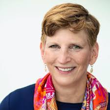 Amazon.com: U Thrive: How to Succeed in College (and Life): 9780316311618:  Lerner, Dan, Schlechter, Alan: Books