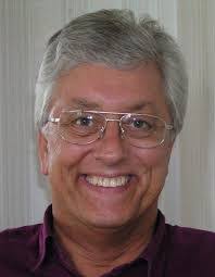 Howard Howlett's Instagram, Twitter & Facebook