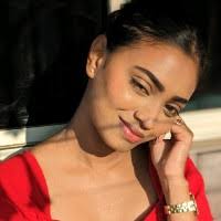 1200+ "Andrea A." profiles