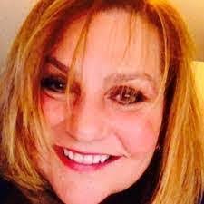 Janis Brodie's Instagram, Twitter & Facebook