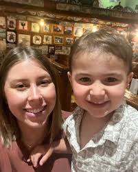 Jessica Hendrix (@j_duck_) • Instagram photos and videos