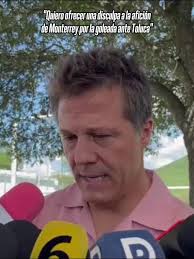 Slippery stairs look tough 😅 #theocho #slippery #funny