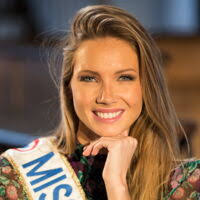 Miss France 2024 : qui est Sandra Bak, Miss Corse 2023 ?