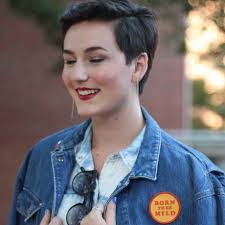 Sarah Hardison's Instagram, Twitter & Facebook