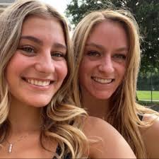 Fiona Basewitz (@fionabase)