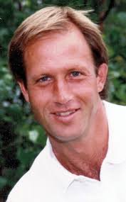 Daniel Kinney's Instagram, Twitter & Facebook