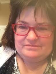 Jennifer Sarratt's Instagram, Twitter & Facebook