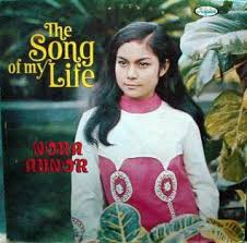 Sa pagpanaw ng isang tunay na alagad ng sining, si Nora Aunor, nawalan tayo  hindi lamang ng isang alamat ng pelikulang Pilipino kundi ng isang tinig ng  sambayanang Pilipino. Sa kanyang mga