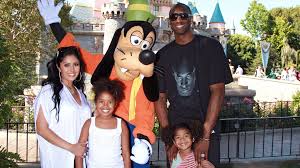 Harvill, 28, was practicing at the grant county international airport in moses lake, washington, when. Kobe Bryant Nutzte Helikopter Fur Mehr Zeit Mit Der Familie Promiflash De