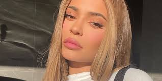 Uma belíssima mãe natal 26 dez 2020. Kylie Jenner Leaked Kim Kardashian S New Cozy Skims Collection