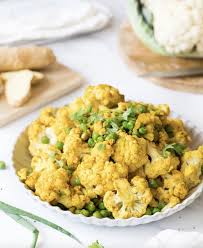 Curried Cauliflower Peas Cauliflower Curry Recipes Medium Recipe