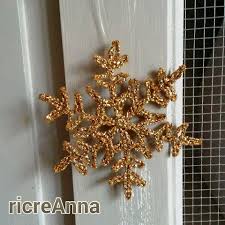 Un tutorial per realizzare dei segnalibri natalizi all'uncinetto, utili per le proprie letture e perfetti come regalo di natale, da abbinare ad un libro. Fiocco O Cristallo Di Neve All Uncinetto Ricreanna Creazioni All Uncinetto