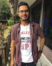 Kerjayanya bermula selepas dinobatkan sebagai pemenang tempat ketiga dalam program lawak solo 2016.selain sebagai pelawak, fikry juga merupakan seorang pelakon dan pengacara. Fikry Ibrahim Dituduh Kepala Angin Dan Mengada Ngada Betul Ke Tempatan Hiburan Trending Cari Infonet