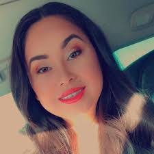 Crystal Benson's Instagram, Twitter & Facebook