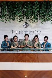 Promo berlaku untuk semua ukuran rambut* (maksimal panjang setali bra, panjang maks sepinggang + 10%, panjang lebih dari sepinggang + 20%), pria dan wanita dengan menunjukkan broadcast promo. Daftar Harga Salon Flaurent Jogja 2018 Plaza Indo