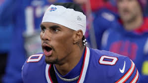 Donovan Clingan scores 21 as No. 5 UConn takes down No. 10 Gonzaga 76-63