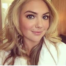 After 10 hours of travel @bbpro_hannahmartin and @traciecant has me feeling  like I woke up like this! @bobbibrown #travel #readyfortheday