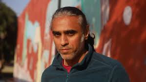 Humansofjklu Does the name, #Bournvita Quiz Contest, strike a chord? It not  only made Derek O'Brien, the host of the popular TV show in the 1990s, a  household name but also changed