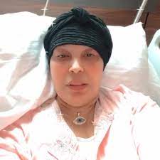 وعلقت بوسي شلبي على صور فيفي عبده في المستشفى وقالت: Ø­Ø³Ø¨ÙŠ Ø§Ù„Ù„Ù‡ ÙÙŠ Ø§Ù„Ù„ÙŠ Ø£Ø¯Ø§Ù†ÙŠ Ø­Ù‚Ù†Ø© ØºÙ„Ø· ÙÙŠÙÙŠ Ø¹Ø¨Ø¯Ù‡ ØªØ·Ù„Ø¨ Ø§Ù„Ø¯Ø¹Ø§Ø¡ Ù„Ù‡Ø§ Ù‚Ø¨Ù„ Ø¯Ø®ÙˆÙ„Ù‡Ø§ Ø§Ù„Ø¹Ù…Ù„ÙŠØ§Øª ÙˆØ·Ù† ÙŠØºØ±Ø¯ Ø®Ø§Ø±Ø¬ Ø§Ù„Ø³Ø±Ø¨