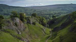 Discover 20 hidden attractions, cool sights, and unusual things to do in derbyshire, england from blue lagoon of buxton to england's 'er' plantations. Coronavirus Derbyshire Police Admits Force Can T Stop Walkers Bbc News