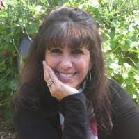 Sharon Hensel's Instagram, Twitter & Facebook