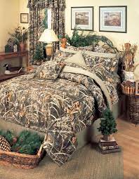Pin By Bridgett Mills On Camouflage Bedding Hunting Decor We Ve Hunted It Down For You Camo Bedroom Camo Bedding Sets Comforter Sets