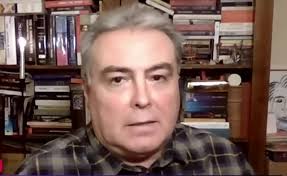 Adrian Cioroianu, despre dezvăluirile prinţului Harry: „Nu ştii dacă e un  om pe care să-l pui din nou în banca pentru clasa a IV-a sau să-l pui pe  canapeaua lui Freud”