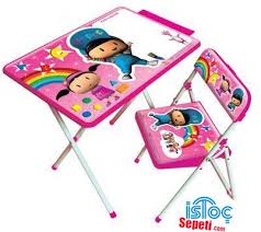 Estetik ve dekorasyon açısından hoş bir görünüm kazandırmanın yanında farklı eklentileri ve işlevselliği sayesinde konforlu bir alan yaratır. Cocuk Ders Calisma Masasi Ve Sandalyesi Pepe Baskili Pembe Ders Calisma Masasi 0 00 Tl