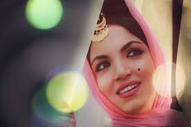 زيارة إلى منزل الفنانة الكبيرة. Ø²Ù‡Ø±Ø© Ø§Ù„Ø®Ù„ÙŠØ¬ Ù‡Ø°Ø§ Ù…Ø§ ÙØ¹Ù„Ù‡ Ø­ÙƒØ§Ù… Ø§Ù„Ø¥Ù…Ø§Ø±Ø§Øª Ù„Ù€ Ø³Ù…ÙŠØ±Ø© ØªÙˆÙÙŠÙ‚