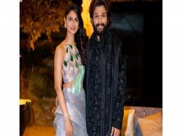 Les infos, chiffres, immobilier, hotels & le mag. Style Check Allu Arjun Sneha Steal Hearts At Niharika Wedding