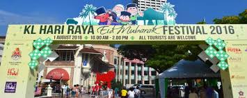 Hari raya aidilfitri disambut pada 1 syawal tahun hijrah. Hari Raya Kuala Lumpur Angela Carson