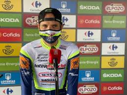 Bueno, comienza hoy la vuelta a espa?a con una curiosa pr?logo de tan solo 4.8 km en holanda. Znlndex0zbmdym