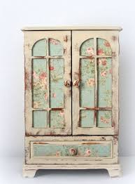pin van yasonun masal dunyasi op shabby chic oude meubels restaureren beschilderde meubels rustieke badkamers