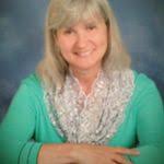 Vicki Mentzer's Instagram, Twitter & Facebook