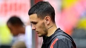 Sunderland pip Real Betis for Roma midfielder Enzo Le Fée One of the latest  news regarding Claudio Ranieri's Roma is about Enzo Le Fée . Sunderland  have in fact overtaken Real Betis