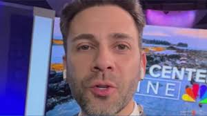 Lee, Sharon, and Todd recap their weekends and then share their thoughts