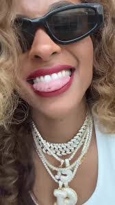 Cece Ciara's Instagram, Twitter & Facebook