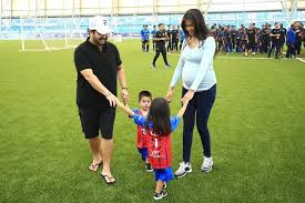 Hh tunku tun aminah maimunah iskandariah dato dennis muhammad abdullah. Sekalung Tahniah Buat Tmj Dan Che Puan Khaleeda Atas Kelahiran Putera Ketiga Khalifah Media