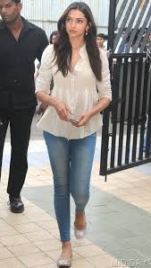Bollywood Casual Outfits Google Search Casual Outfits Deepika Padukone Style Fashion