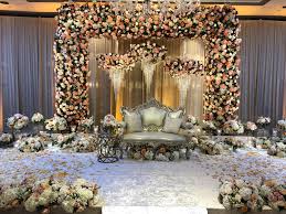 Divine decor & design is a full scale wedding design and decor company specializing in indian & pakistani weddings. The Henry Hotel In Detroit Best Venue For Any Detroit Wedding Yanni Design Studio