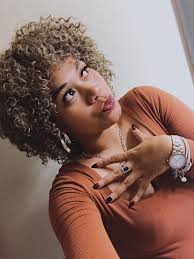 Well, another video virus is out! Hoping this one goes even more viral than  Purple Rain. I'm aiming for 1 million views, because the more views, the  more I earn. Send star