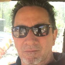 Watching this dude faceplant over and over was the highlight of my day  yesterday! 😂