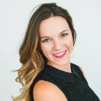 Lisa Stanislawski's Instagram, Twitter & Facebook