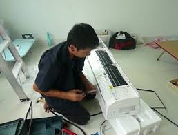 Bongkar unit outdor dengan cara lepaskan naple pipa besar dan kecil dengan kunci kombinasi lepas kabel power dari unit outdor kemudian turunkan apabila unit outdor ada diatas kumpulkan perlengkapan ac menjadi satu biar tidak tercecer dan hilang. Layanan Jasa Bongkar Pasang Ac Di Cibinong Promo Cuci Ac Rp 45 Ribu Call Or Wa 0813 1418 1790 0822 9815 2217 Nanggewer Karadenan Sukahati Bogor Cv Sejahtera Jaya Teknik Cv