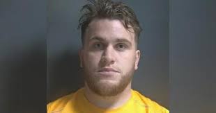 Thief stole over £7,700 of cosmetics from Boots London Colney